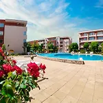 Nessebar Club Apartmán *