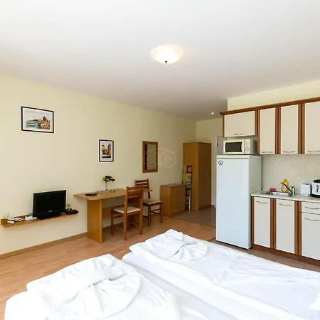 Apartment Nessebar Club *