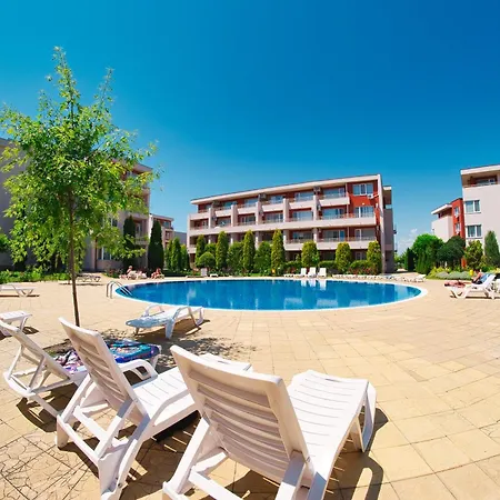 内塞巴尔堡俱乐部公寓酒店