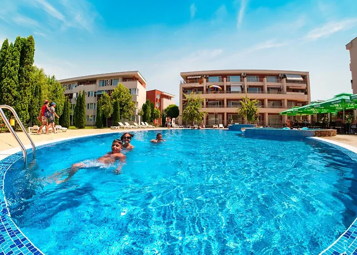 Nessebar Club Апартаменты *